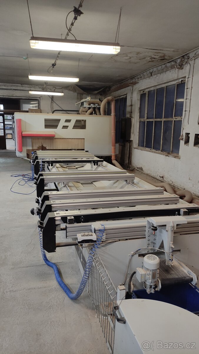Málo použité CNC centrum HOUFEK MERCURY 6200x1500x300mm