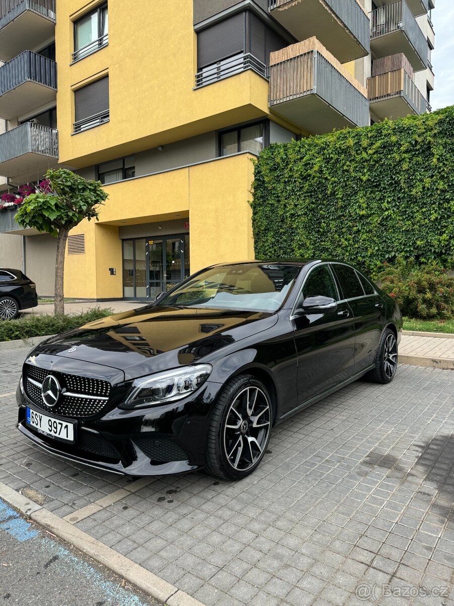 Mercedes-Benz C-Class C220d (2020, diesel)