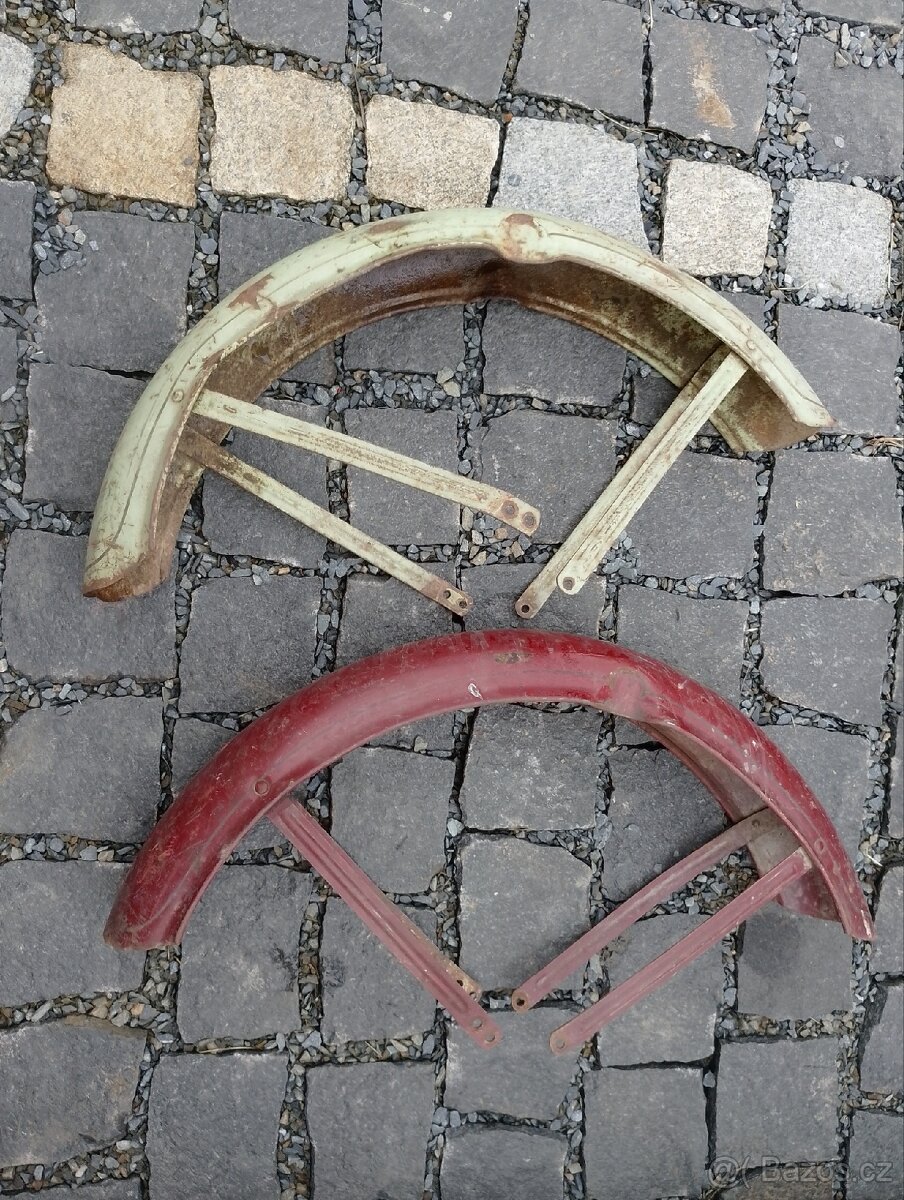 Jawa 550 pařez blatníky