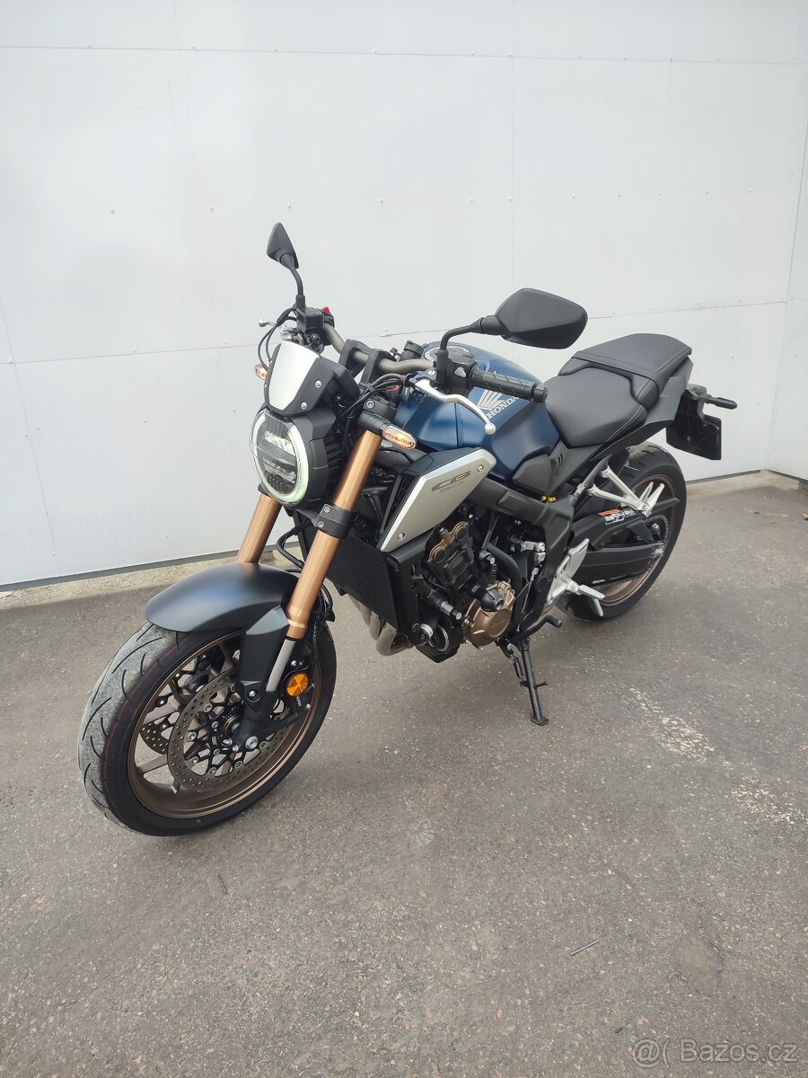 Honda CB 650R ČR 2022 6 tkm