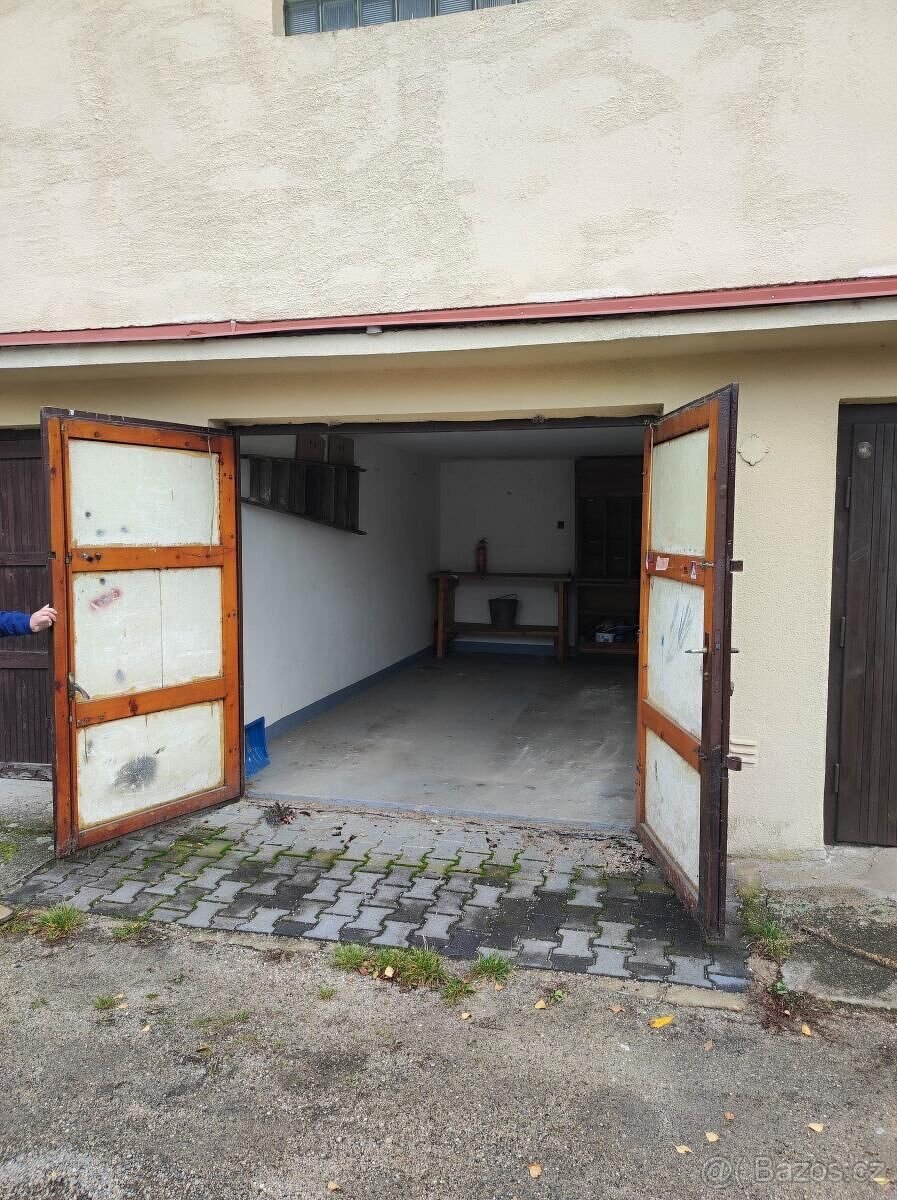 Pronájem garáž Zlín