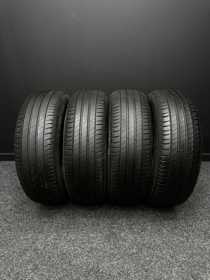 Sada pneu Michelin 215/65/17 99V