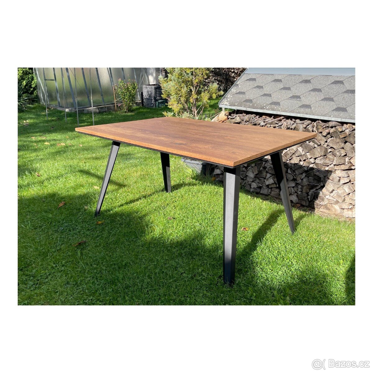 Jídelní stůl – City 140 cm, dřevo + kov