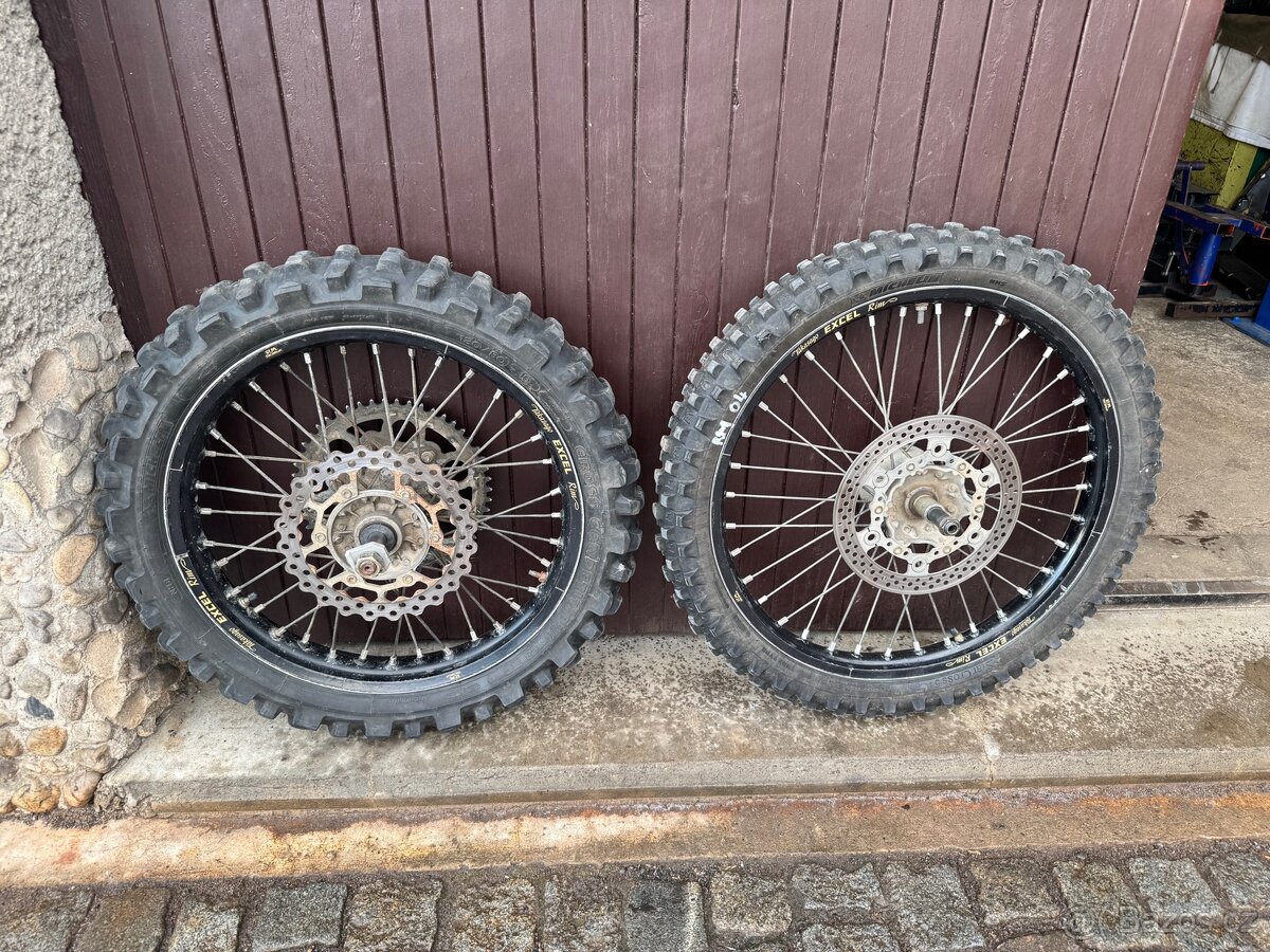Kola Suzuki RM 250