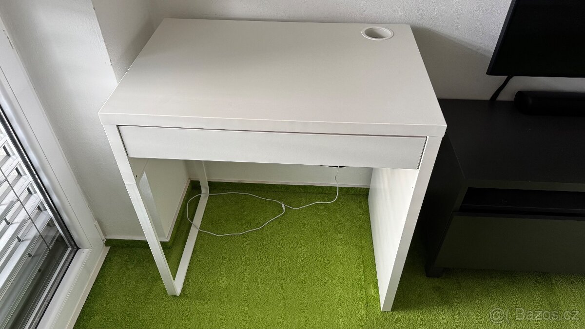 Psací stůl IKEA Micke