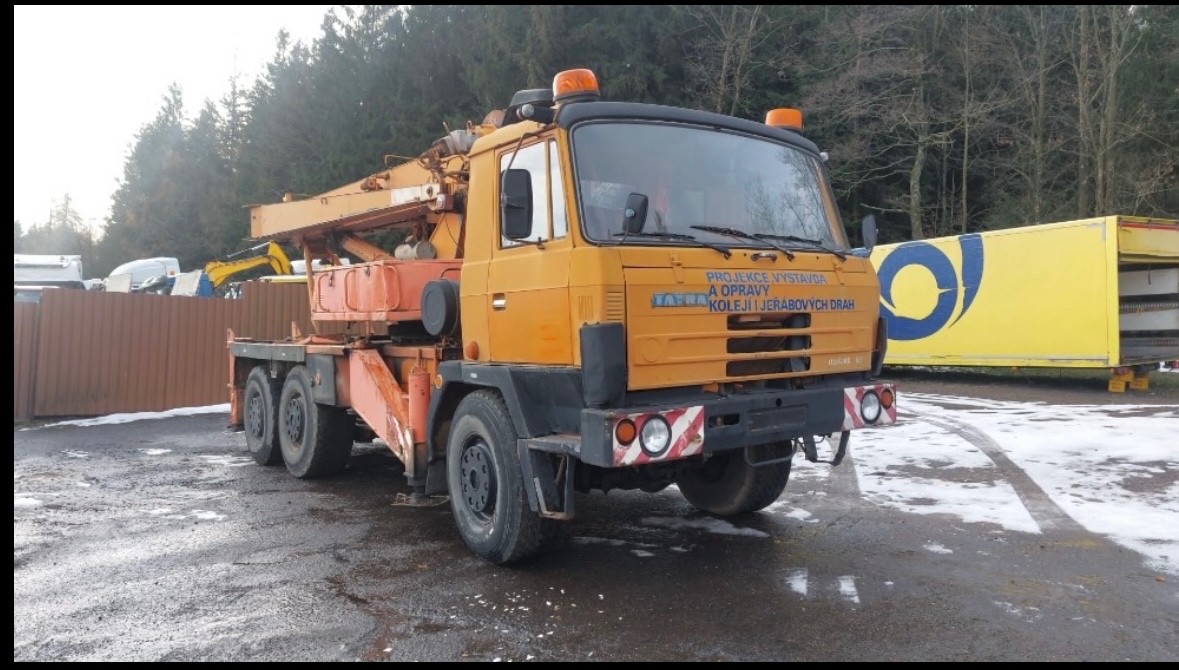 Tatra AV 14 - jeřáb