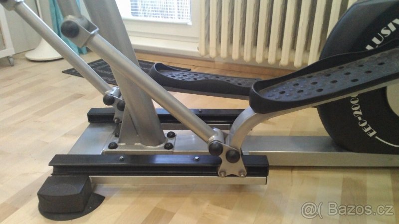Eliptický trenažér PROTEUS EEC2000