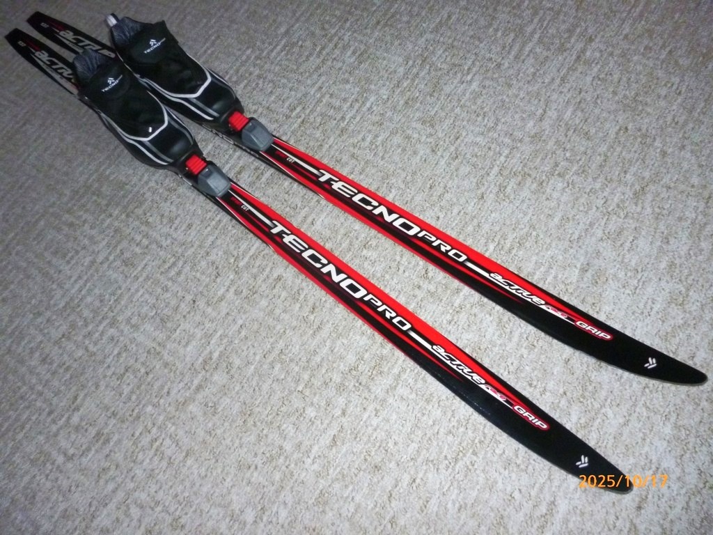 TECNO - 137cm