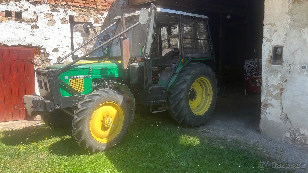 Prodám traktor Zetor 6945 vic info po tel