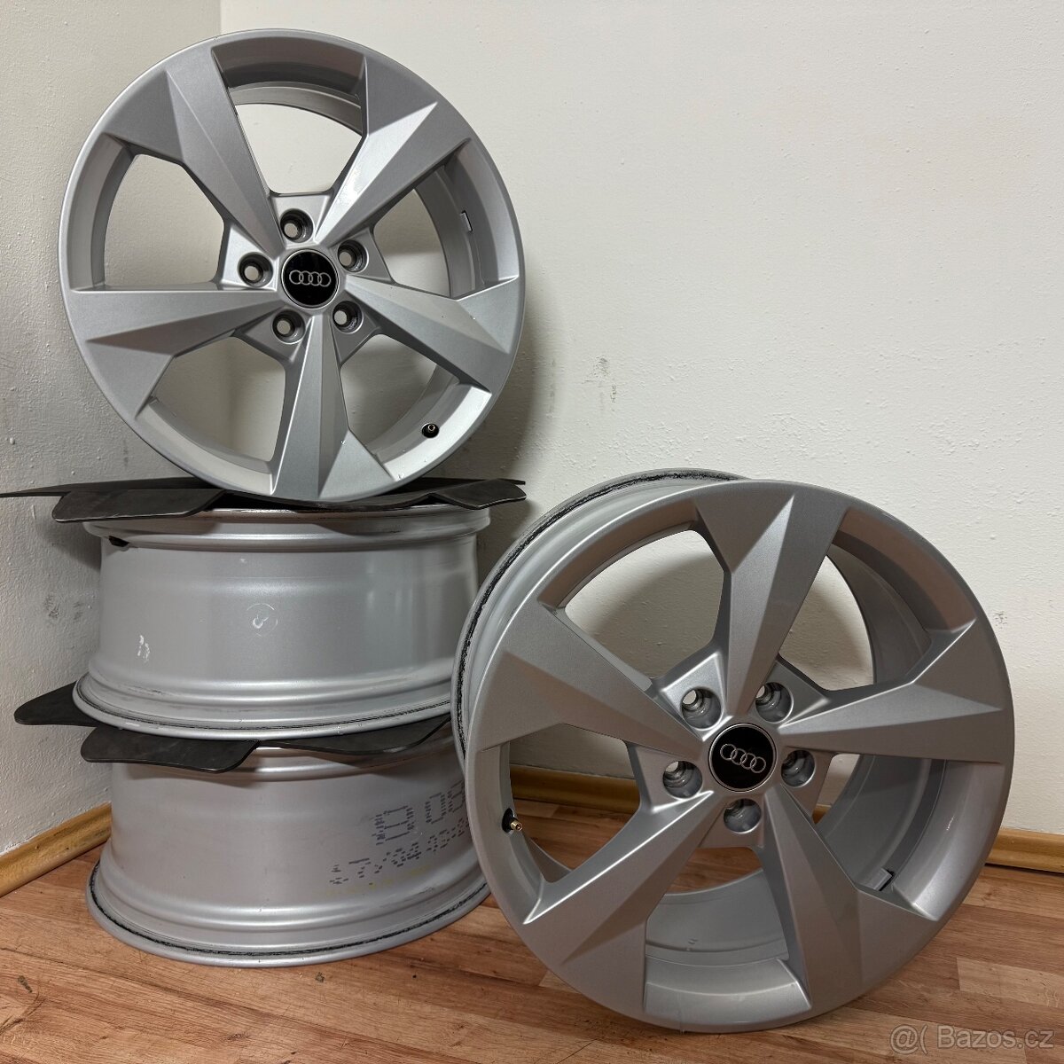 AUDI A3/VW GOLF/ŠKODA OCTAVIA 5x112 R18 ET46 8Jx18 66,6mm