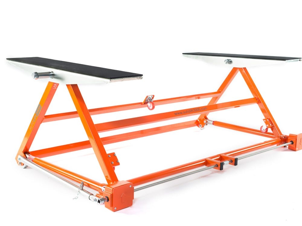 Koupím překlápěcí zvedák