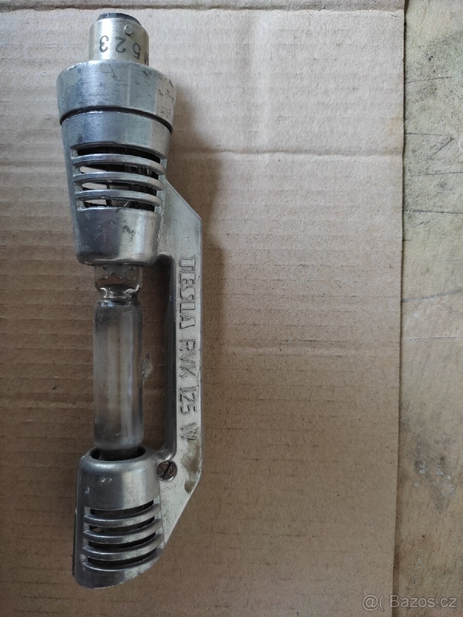 Výbojka tesla 125