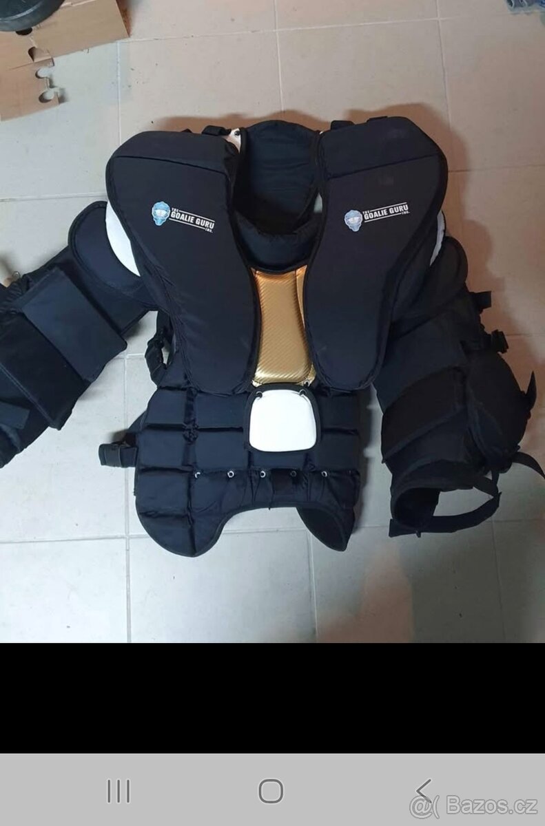 Brankařská hokejová vesta