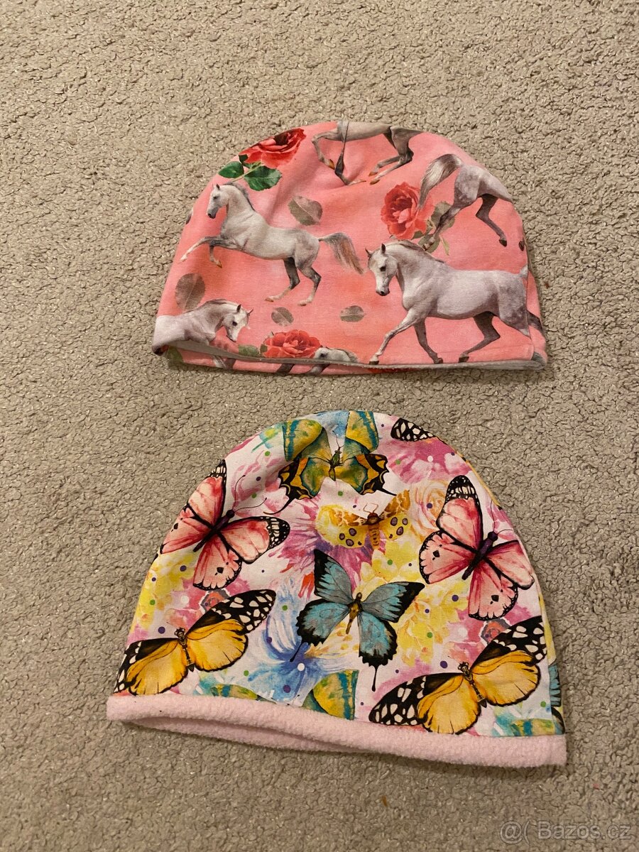 Zimní čepice holčička vel. 104 3 -4 roky