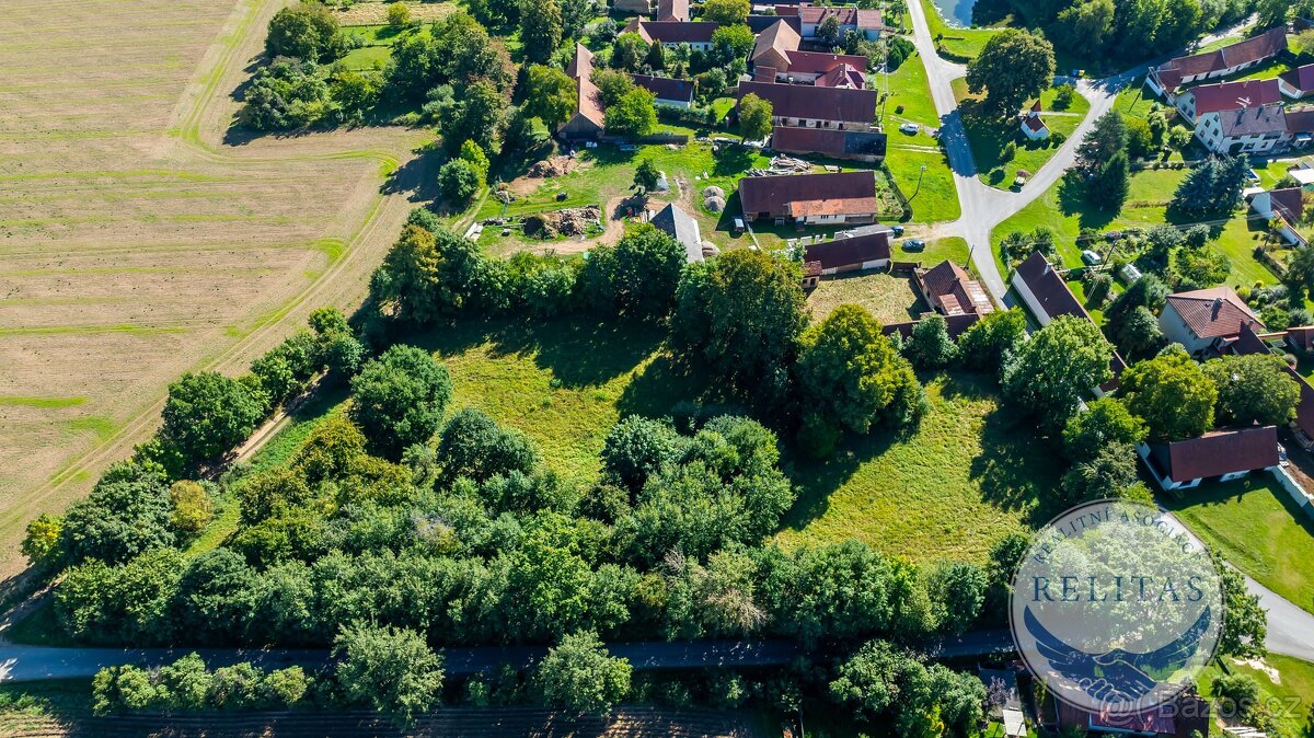 Prodej stavebních pozemků 10 211 m², Vyklantice - Starý Smrd