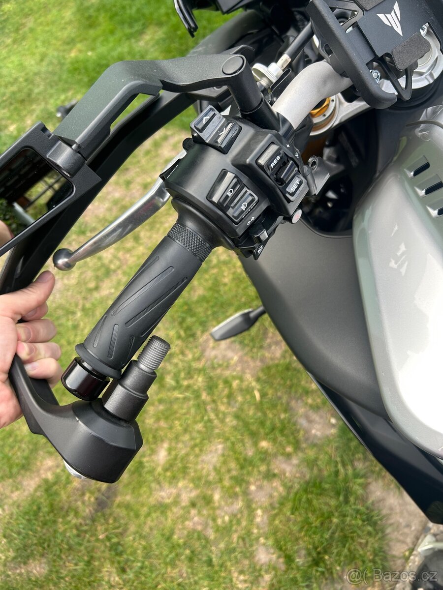 Kryty páček Yamaha MT-10 2016-2021