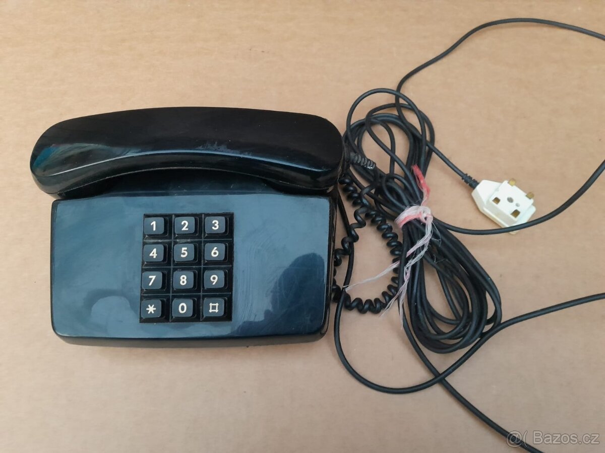Retro telefon Kriklan