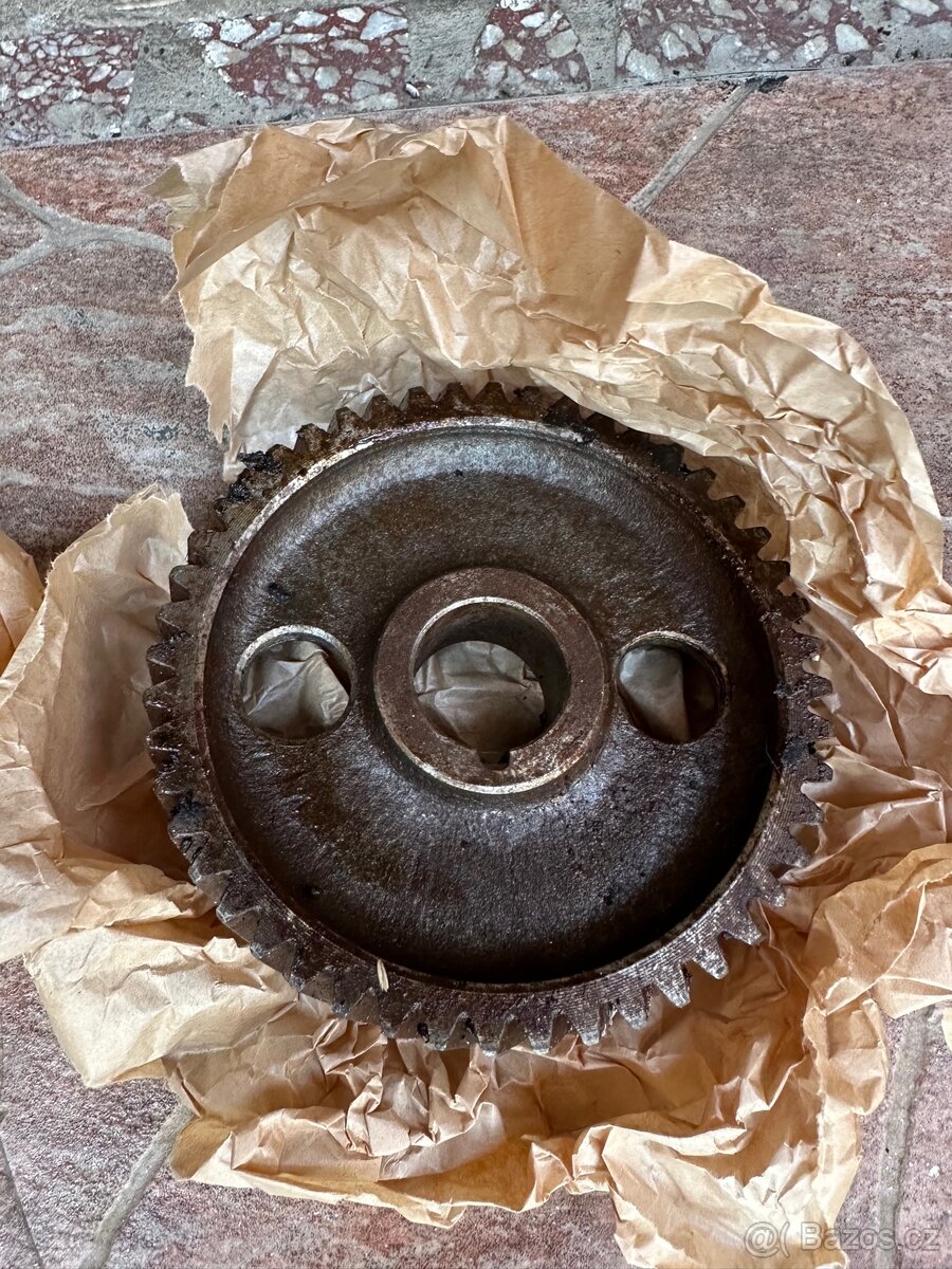 Kolo vačkové hřídele Zetory UŘII