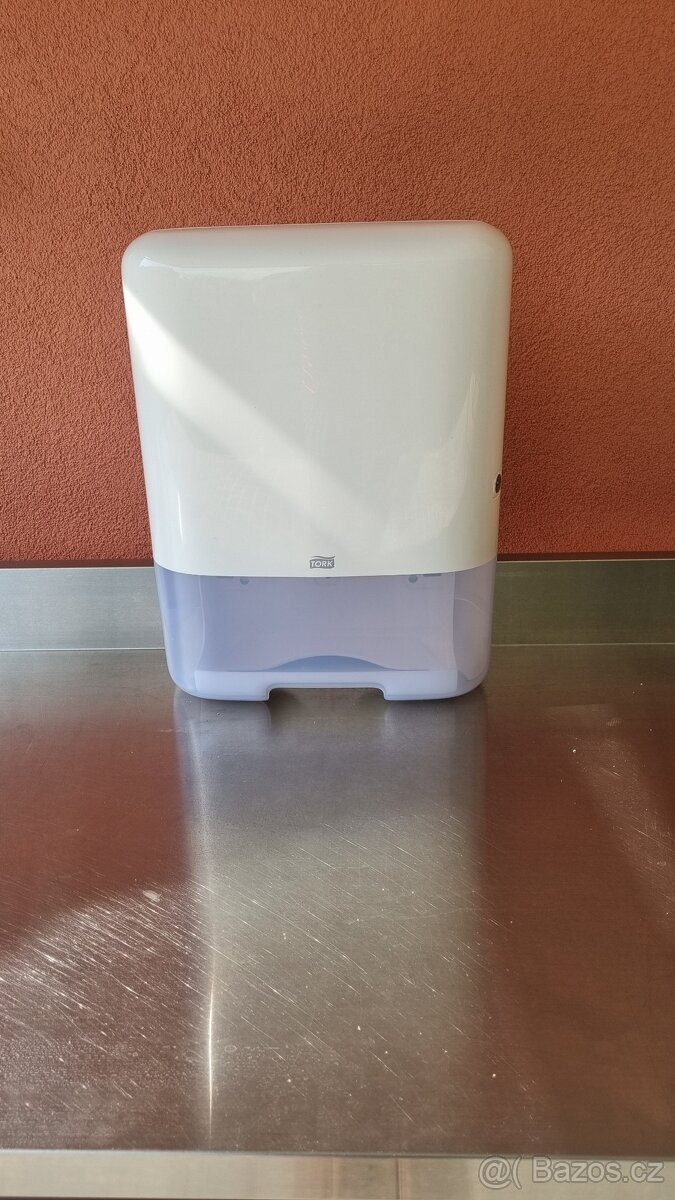 Nový dávkovač TORK H3