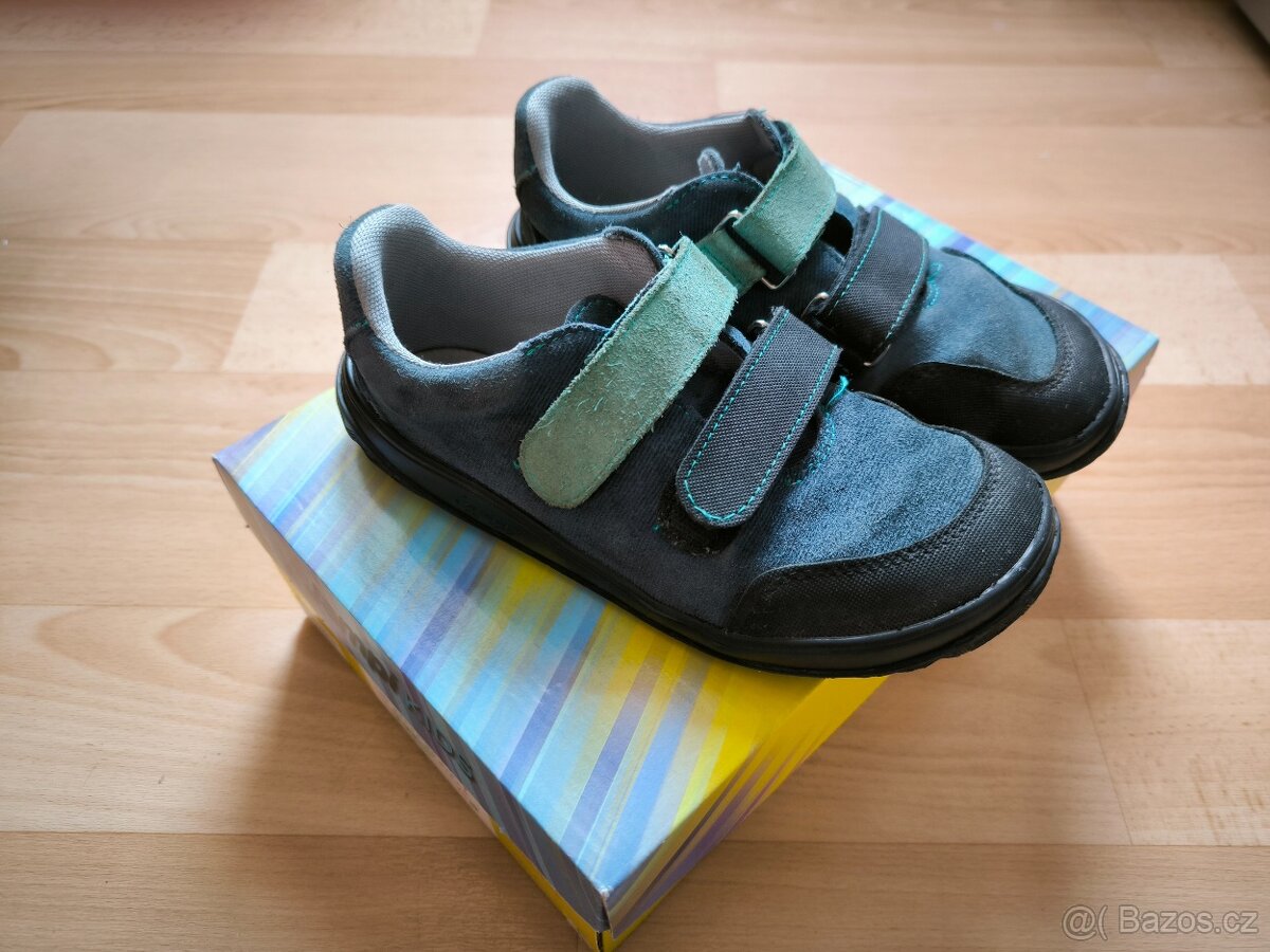 Celeroční obuv Jonap 33