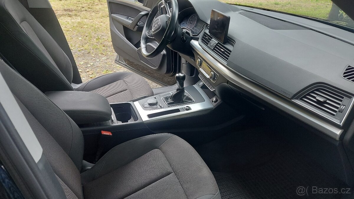 Audi Q5 - s ruční převodovkou, 134 000 km, diesel, 1.majitel