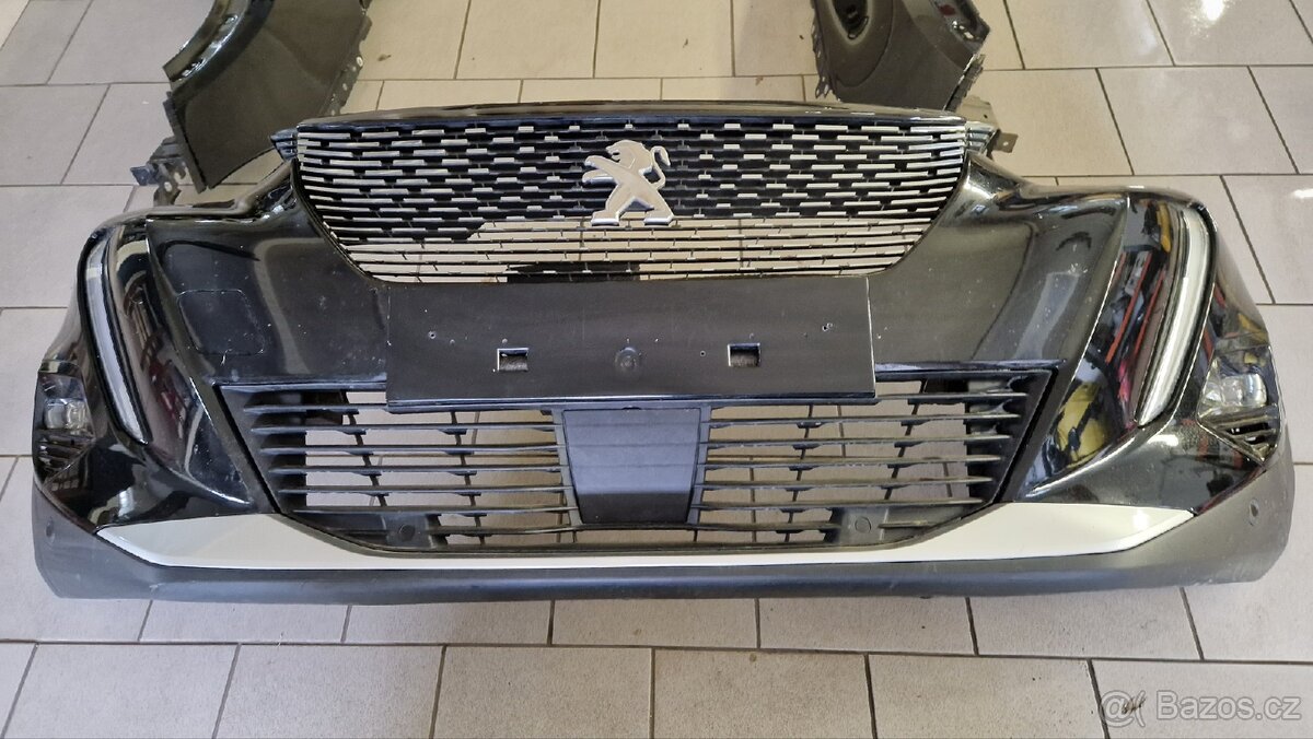 Peugeot 2008 kapota, blatníky, nárazník, chl. Stěna
