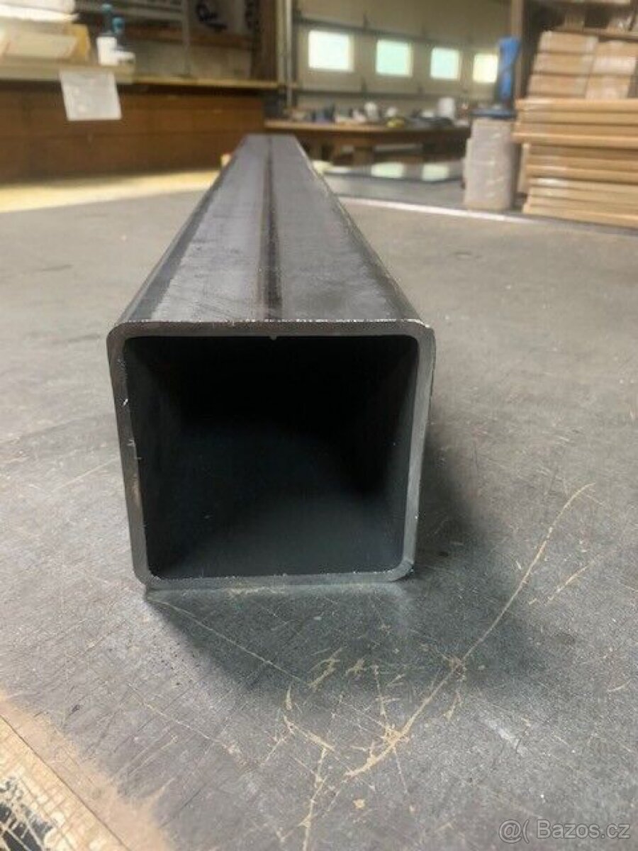 Ocelový jekl / sloupek 70x70x3 mm, délka 3 metry