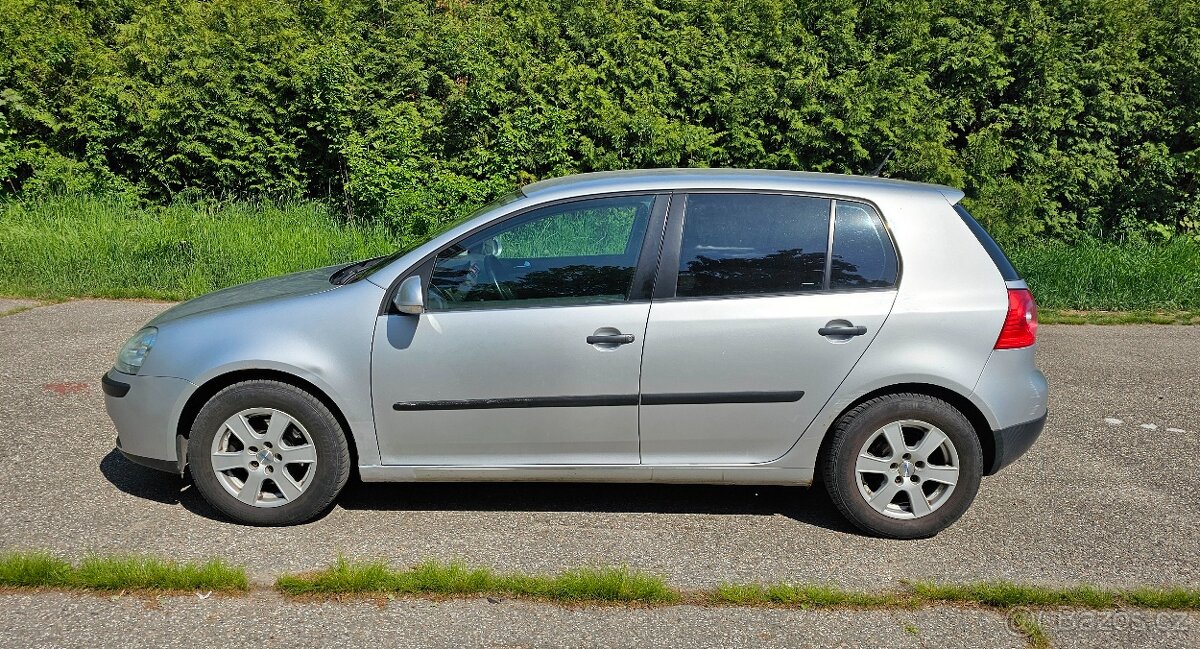 Volkswagen Golf V