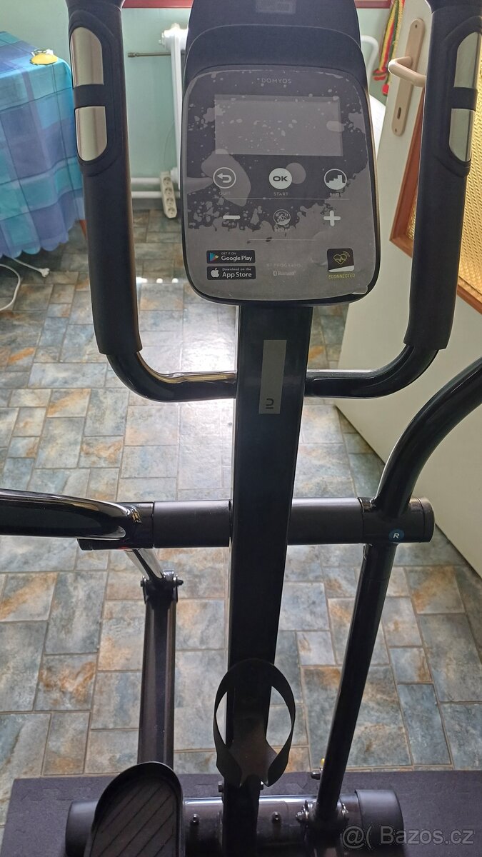 Eliptický trenažér Domyos 520