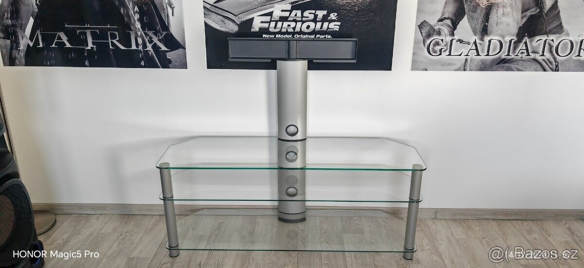 Norstone TV-HiFi stolek čiré sklo+chrom
