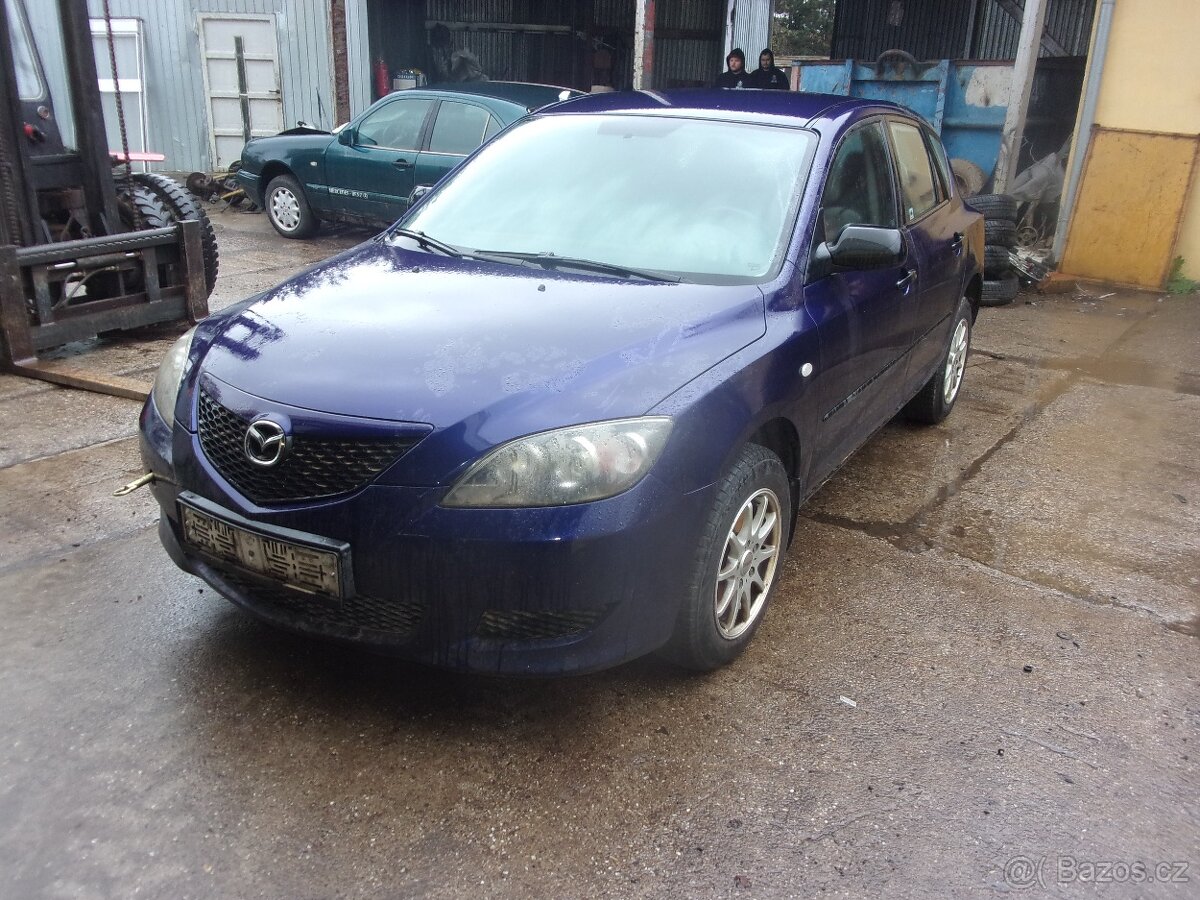 MAZDA 3 2005