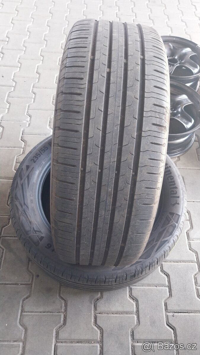 Prodám 2 x letní pneu Continental 235/55/19