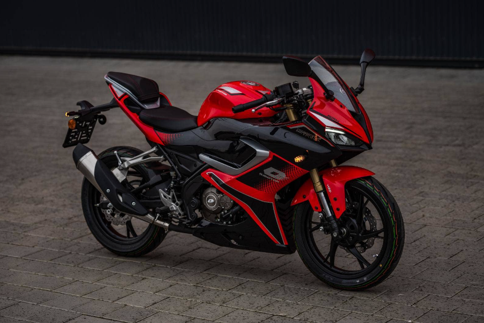 QJ Motor SRK 125 R, ZÁRUKA 3 ROKY