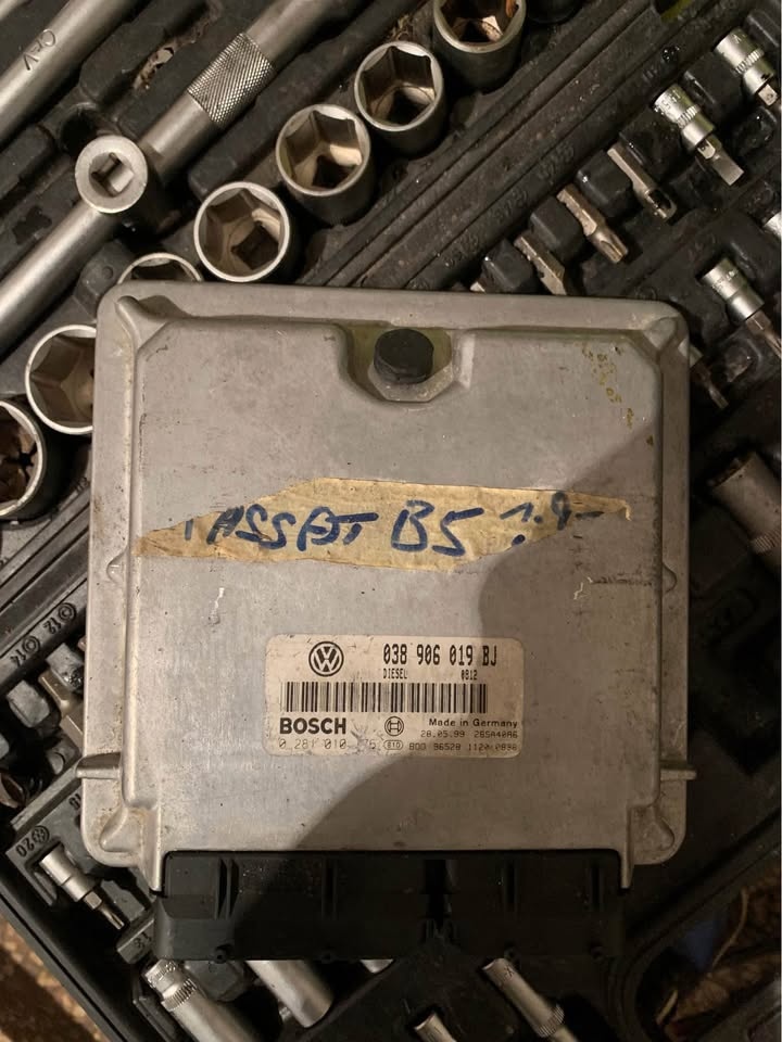 Řidici jednotka vw passat b5 1.9 85kw