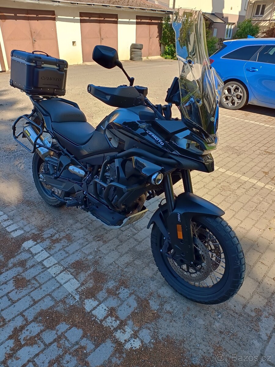 CF moto 800mt explore 2.2024
