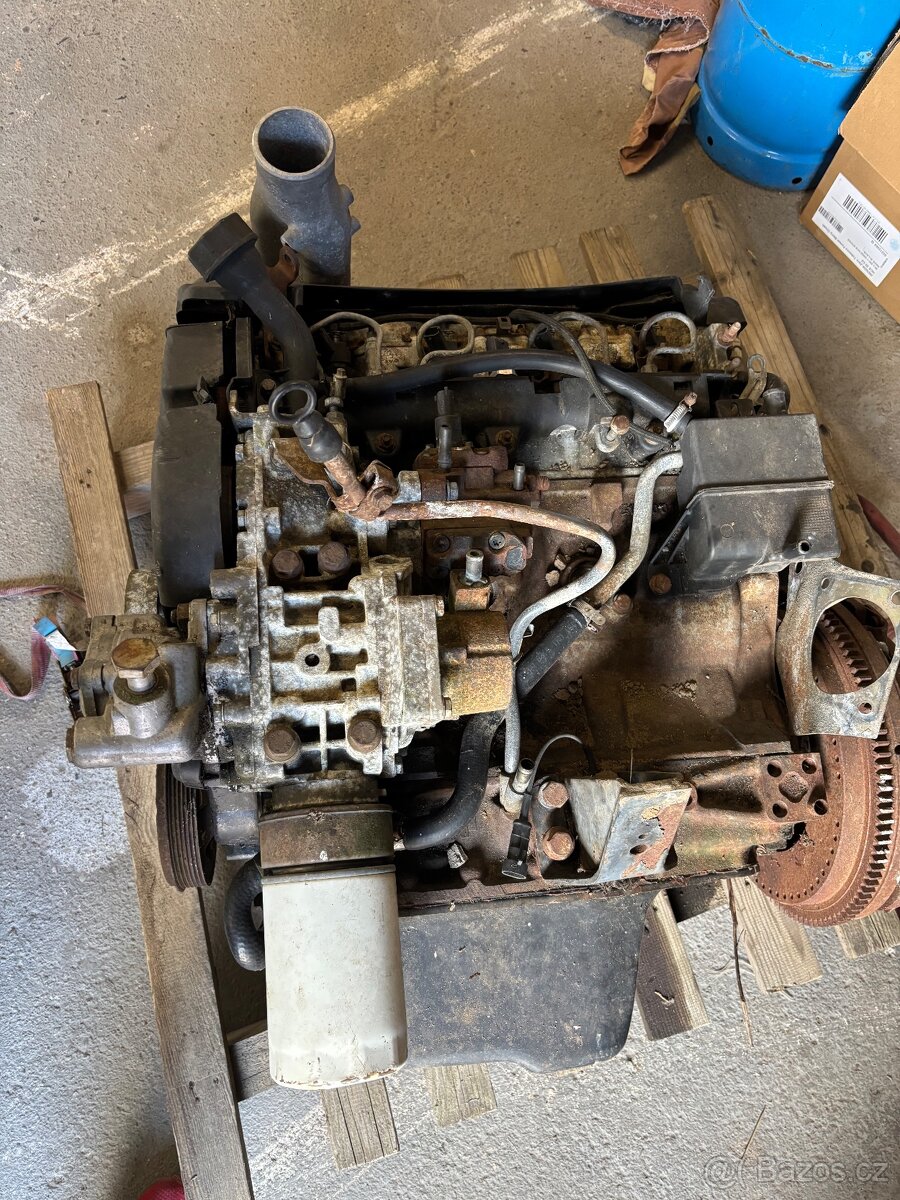 Motor Iveco 78-107kw obsah 2798ccm 8140.43N. R.v. 2002