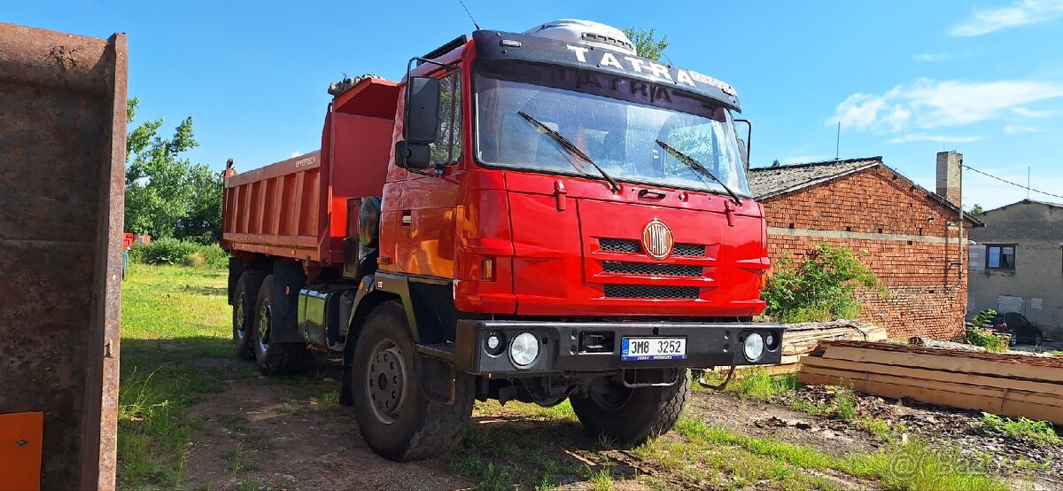 TATRA 815
