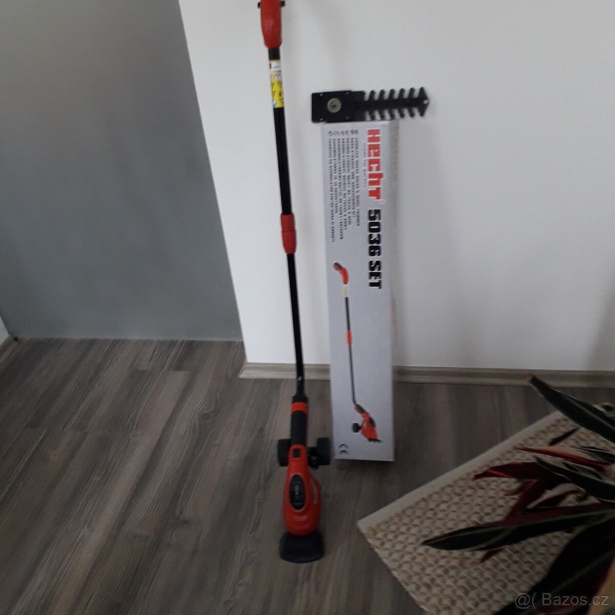HECHT aku na trávu a keře