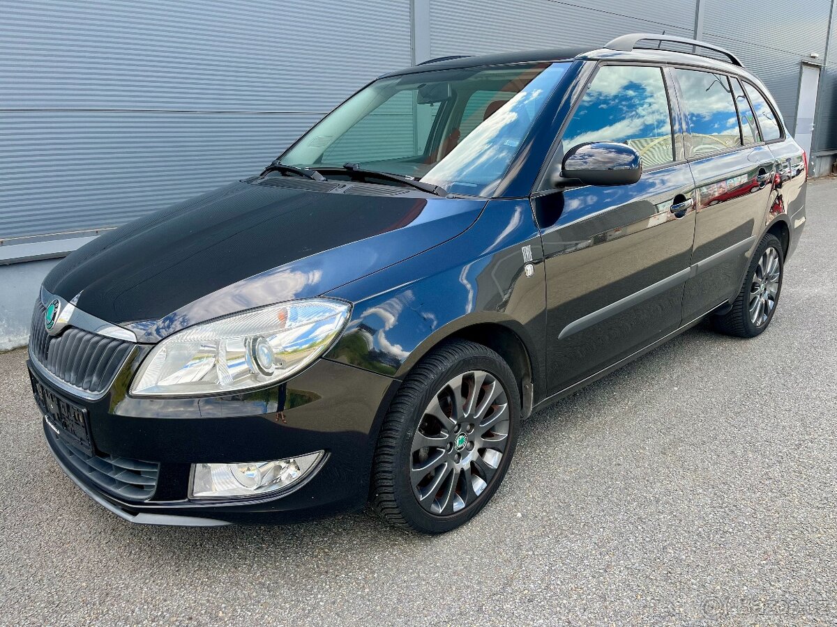 Škoda Fabia 1.4i 16V 63kw VÝHŘEV Senzory TEMPOMAT 98 000km