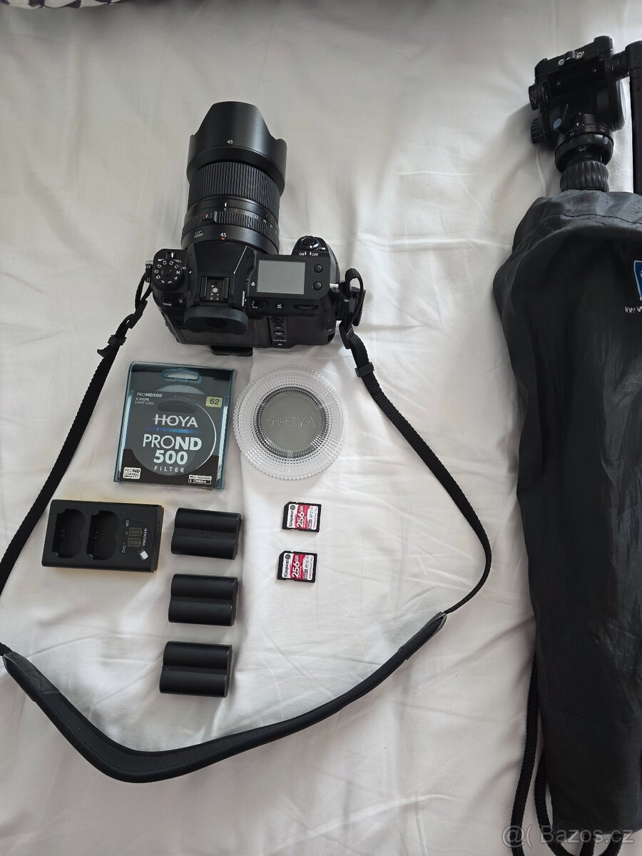 Fujifilm GFX100s ii, objektiv GF 45/2.8