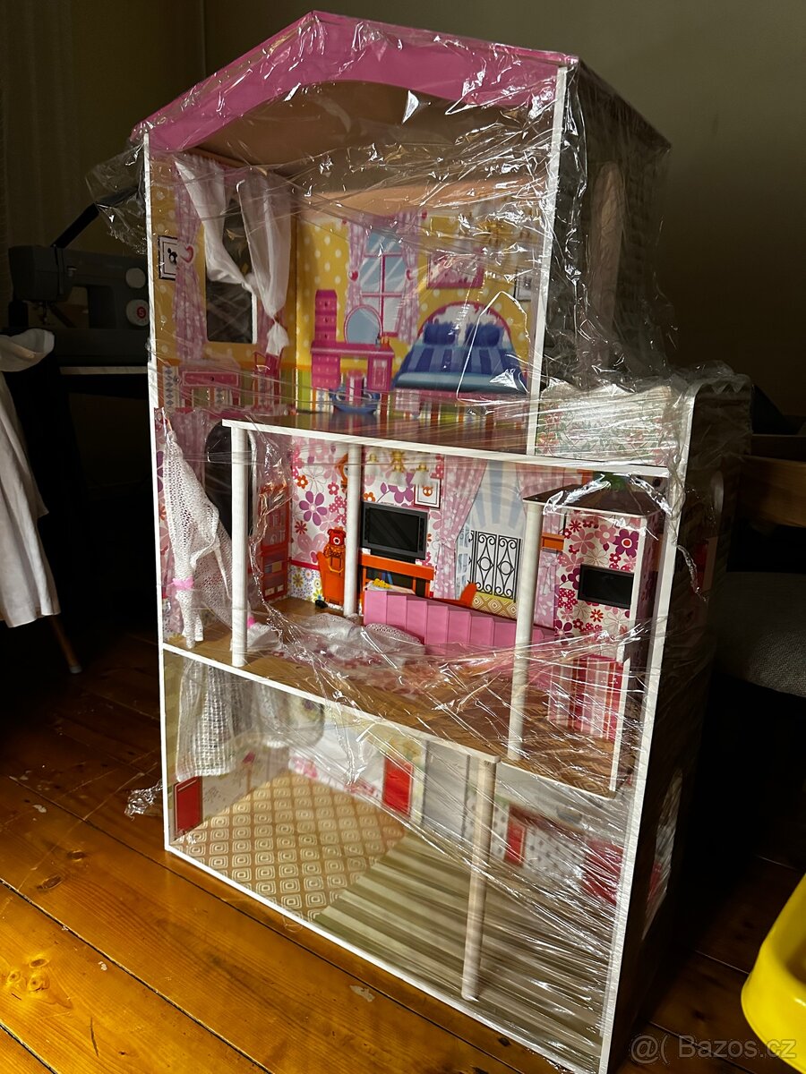 Domeček pro barbie