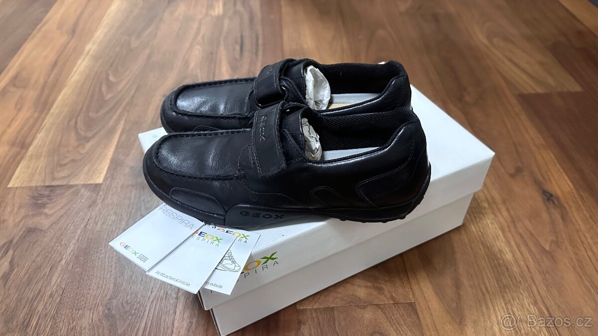 Společenské boty polobotky GEOX vel. 38