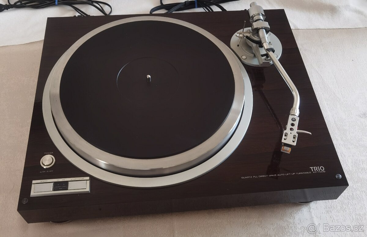 Gramofón Trio (Kenwood) KP-700D