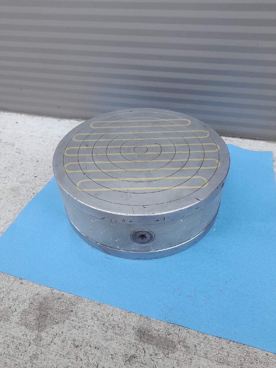 Magnetické sklíčidlo 250mm