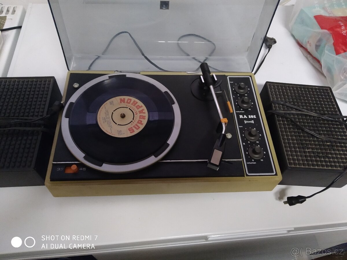 Prodám Gramofon