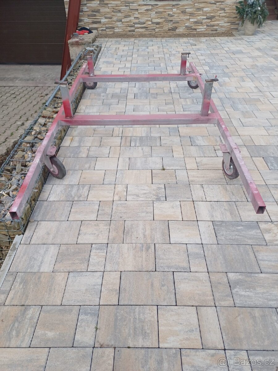 Manipulační ram na skoda octavia