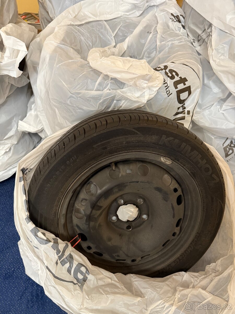 Plechové disky R15 4x vč. letních pneu Kumho Ecowing 185/60