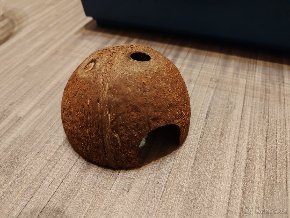 Křeček příslušenství domeček z kokosu, napáječka