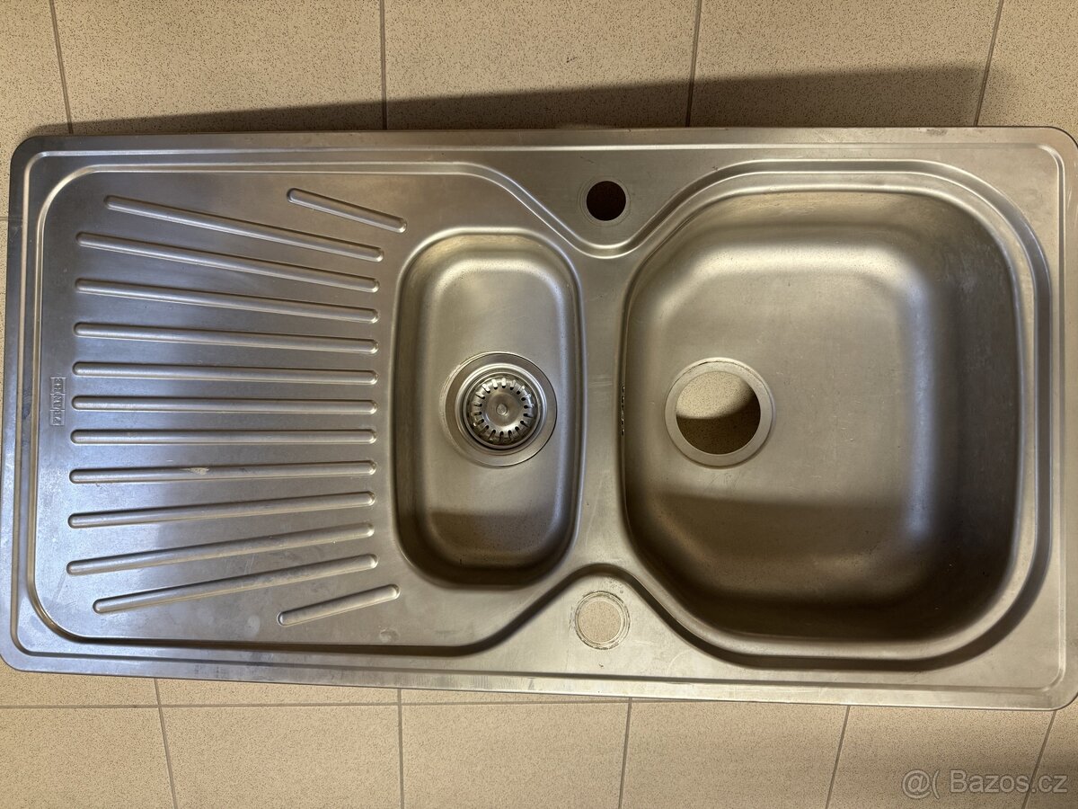 Kuchyňský dřez Franke Neptun NEX 651/2