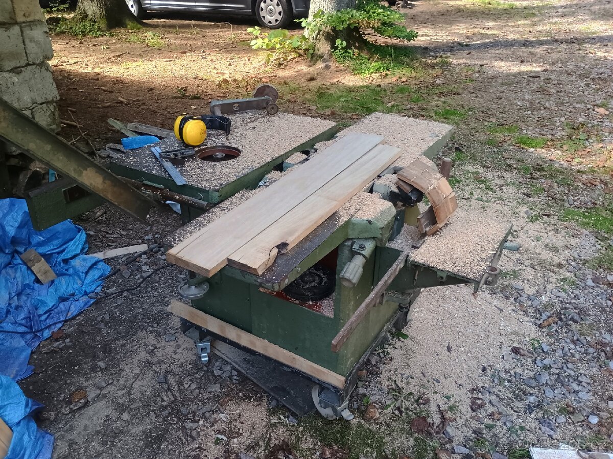 Pětioperační kombinovaný dřevoobráběcí stroj SU260